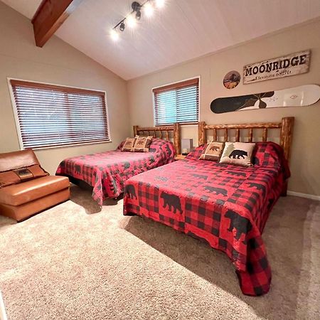 Вилла Chalet Monterey W/Hot Tub - Big Decks/Bbq Биг Бэар Лейк Экстерьер фото